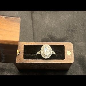 Diamond Engagement Ring. 14K.